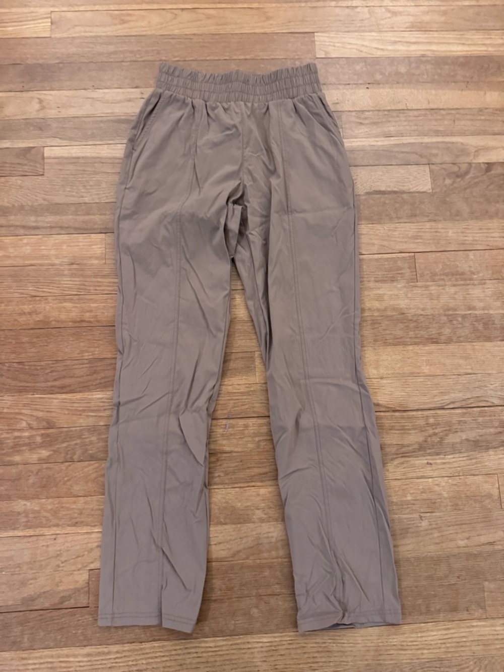 Yogalicious Women's Trekki Modern Day Pant - Size XS
 b41